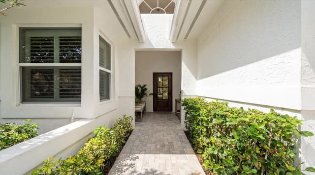 106 TOTEKA Circle, Jupiter FL 33458 - Jupiter, FL - Photo 3