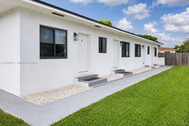 1350 NE 111th St, Miami FL 33161 - Miami, FL - Photo 2