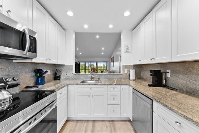 5152 Golfview Court # 1825, Delray Beach FL 33484 - Delray Beach, FL - Photo 7
