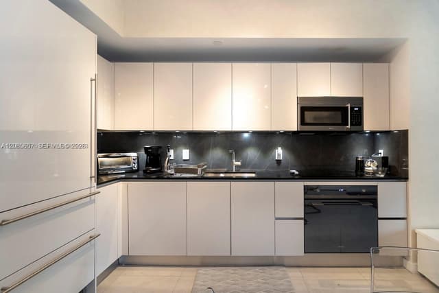 1010 Brickell Ave # 2508, Miami FL 33131 - Miami, FL - Photo 2