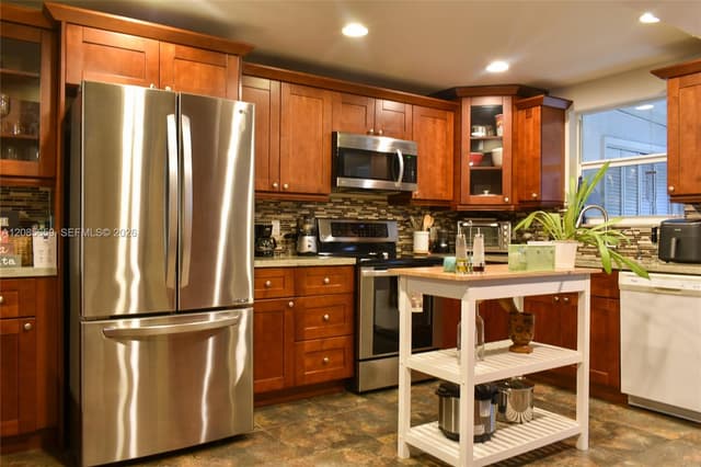 1327 N 15th Ave # 22, Hollywood FL 33020 - Hollywood, FL - Photo 3