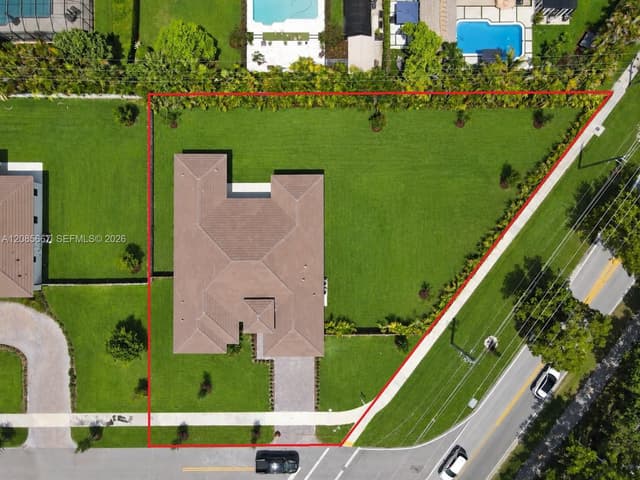 8211 SW 193rd Ter, Cutler Bay FL 33157 - Cutler Bay, FL - Photo 3