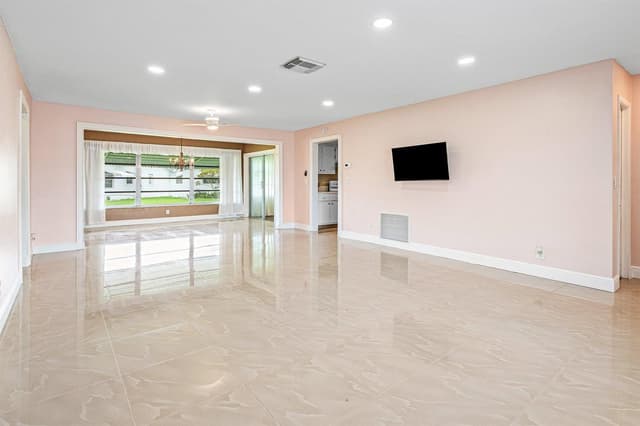 106 NW 10th Court, Boynton Beach FL 33426 - Boynton Beach, FL - Photo 7