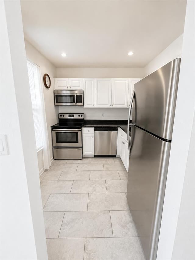 6300 NW 62ND Street # 308, Tamarac FL 33319 - Tamarac, FL - Photo 4