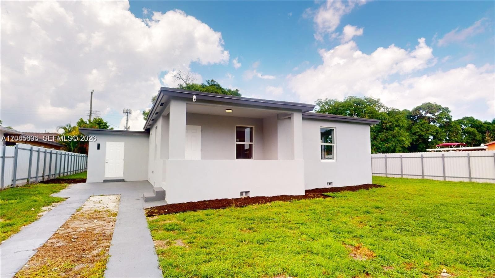 511 SE 2nd Street, Hialeah FL 33010 - Hialeah, FL - Photo 1