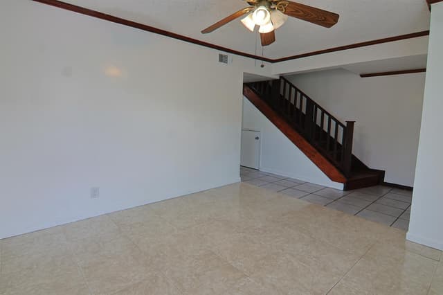 6636 SW 41st Street, Davie FL 33314 - Davie, FL - Photo 5