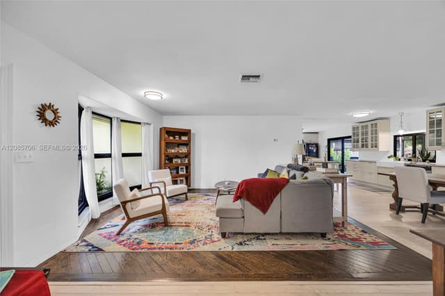 1317 Funston St, Hollywood FL 33019 - Hollywood, FL - Photo 4
