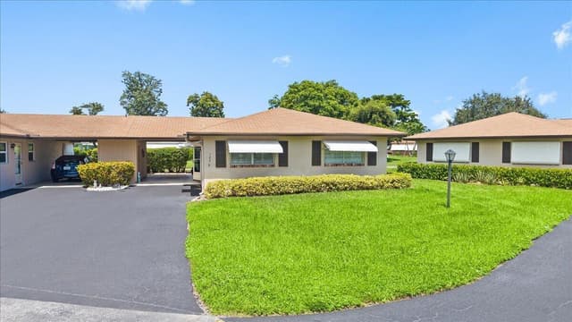 122 Mockingbird Lane, Delray Beach FL 33445 - Delray Beach, FL - Photo 2
