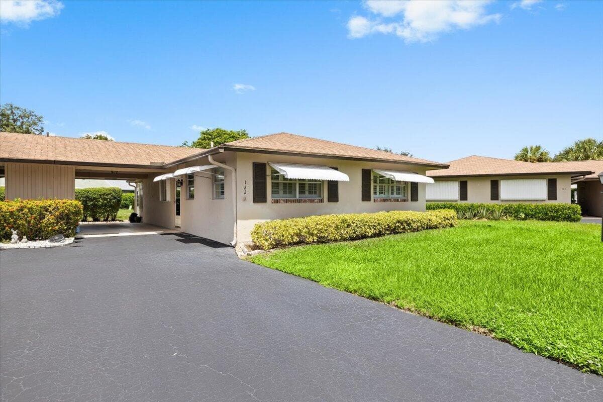 122 Mockingbird Lane, Delray Beach FL 33445