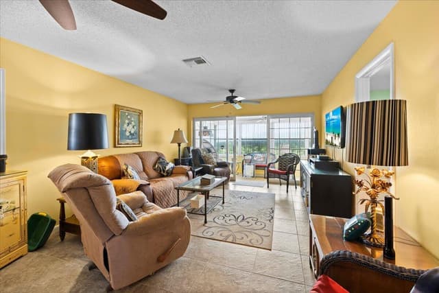 122 Mockingbird Lane, Delray Beach FL 33445 - Delray Beach, FL - Photo 5