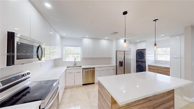 3354 NW 181st St, Miami Gardens FL 33056 - Miami Gardens, FL - Photo 4