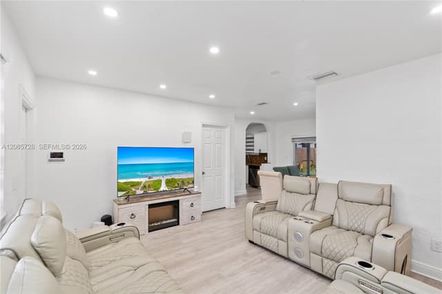 19900 SW 114th Ave, Miami FL 33157 - Miami, FL - Photo 3