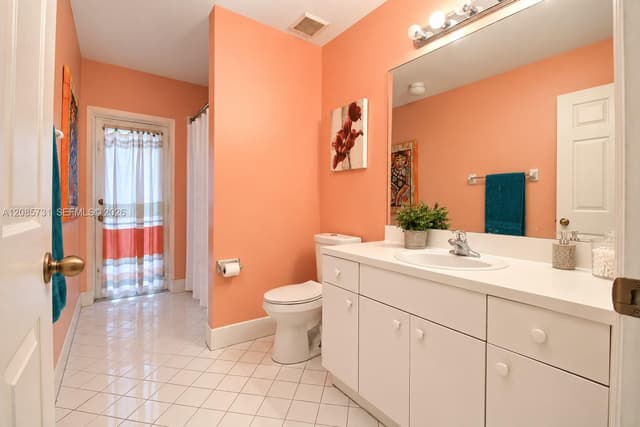 22023 SW 95th Pl, Cutler Bay FL 33190 - Cutler Bay, FL - Photo 7
