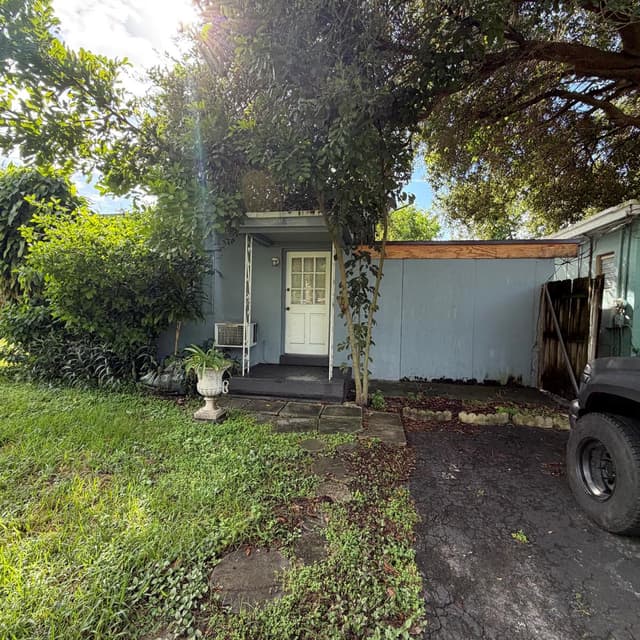 606 COLUMBUS Parkway, Hollywood FL 33021 - Hollywood, FL - Photo 3