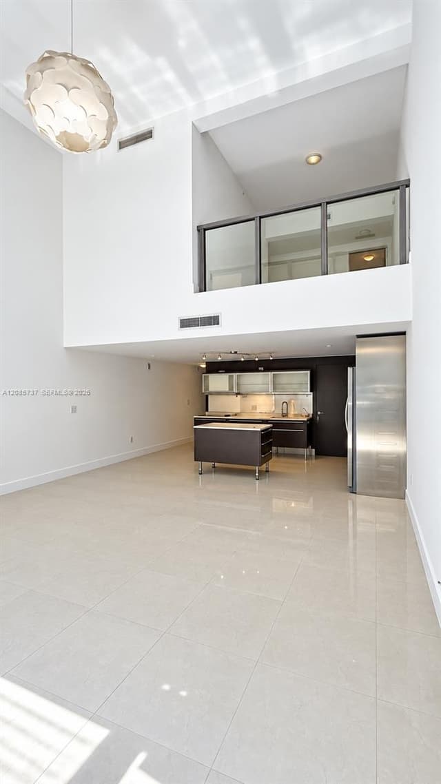 6000 Collins Ave # 305, Miami Beach FL 33140 - Miami Beach, FL - Photo 2