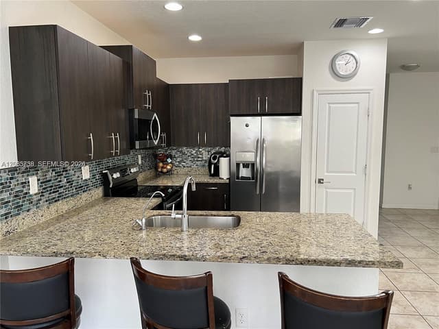1444 SE 24th Ter, Homestead FL 33035 - Homestead, FL - Photo 5