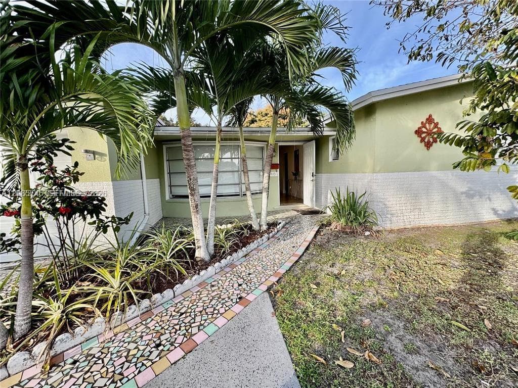 6481 Kimberly Blvd, North Lauderdale FL 33068 - North Lauderdale, FL - Photo 1