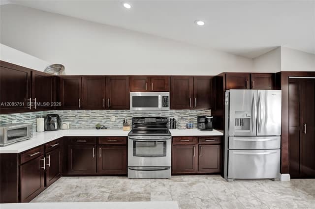 3001 Old Orchard Rd, Davie FL 33328 - Davie, FL - Photo 7