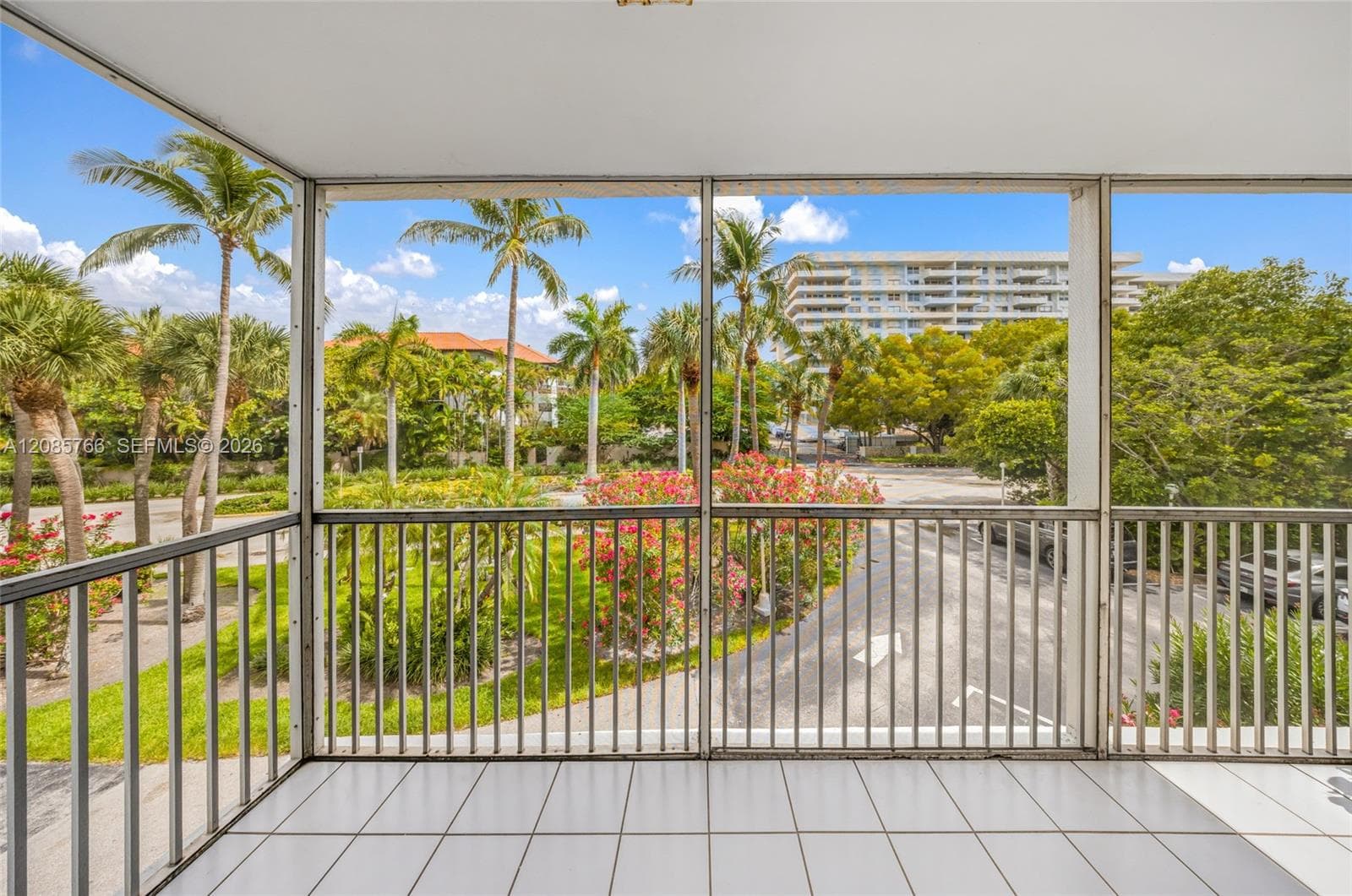 150 Ocean Lane Dr # 2H, Key Biscayne FL 33149