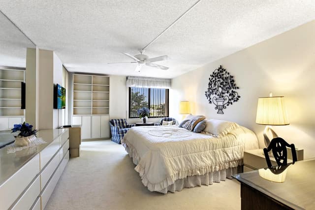 2480 Presidential Way # 403, West Palm Beach FL 33401 - West Palm Beach, FL - Photo 7