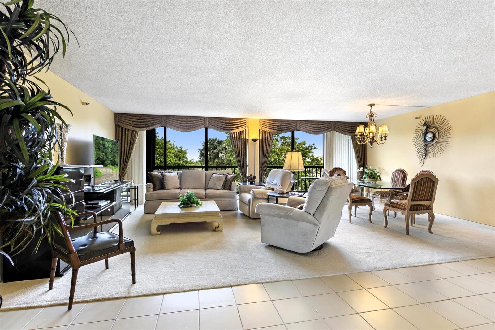 2480 Presidential Way # 403, West Palm Beach FL 33401 - West Palm Beach, FL - Photo 1