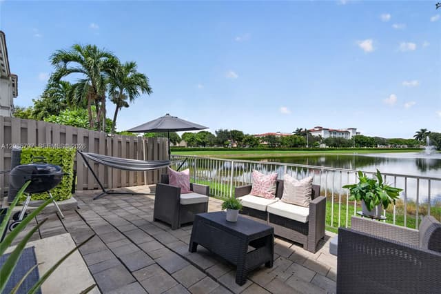10861 NW 79th St, Doral FL 33178 - Doral, FL - Photo 6