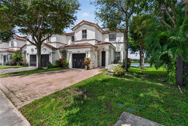 10861 NW 79th St, Doral FL 33178 - Doral, FL - Photo 3