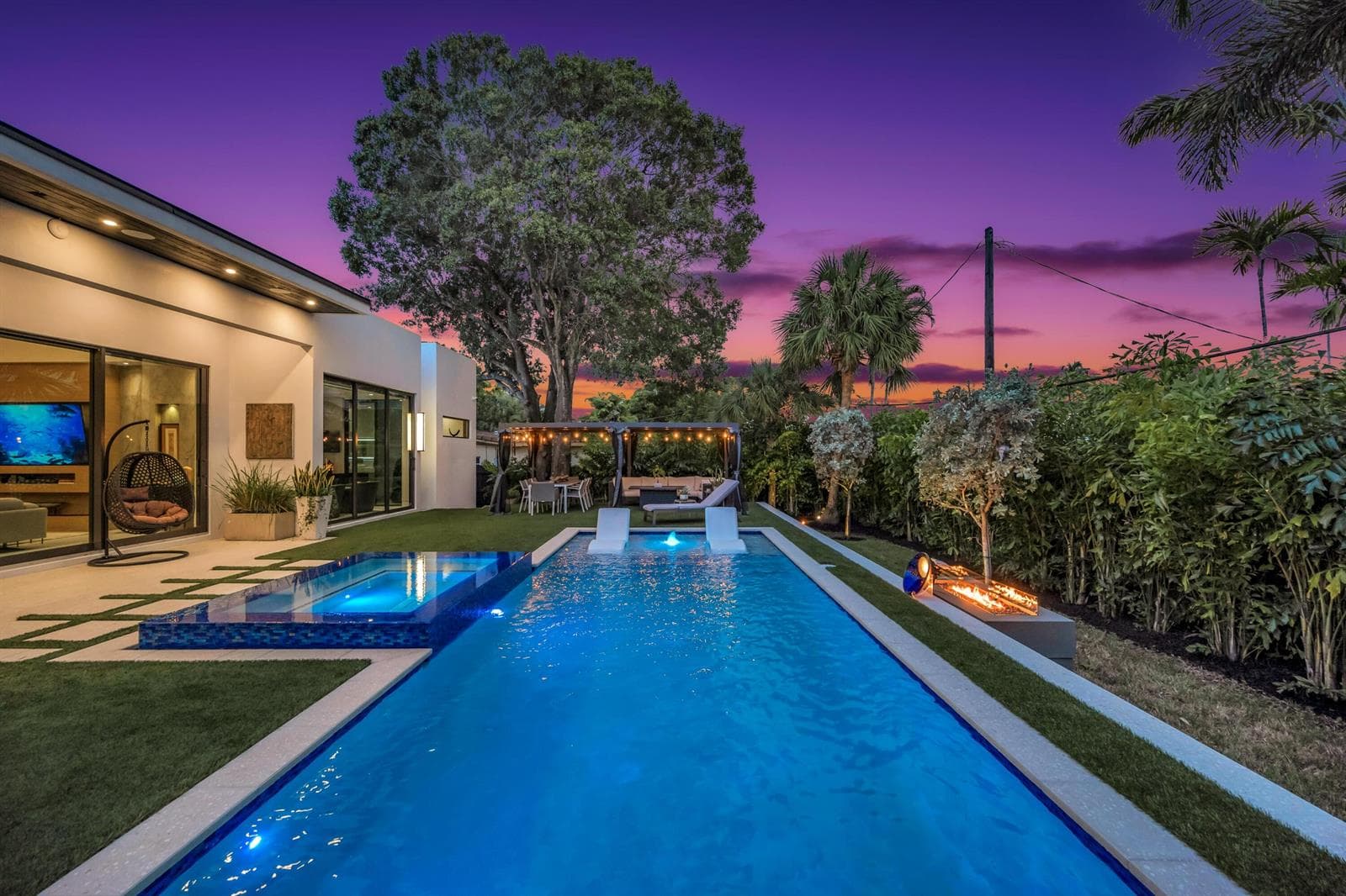 215 NE 28TH Court, Wilton Manors FL 33334