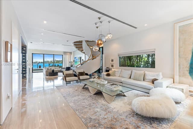 401 E Rivo Alto Dr, Miami Beach FL 33139 - Miami Beach, FL - Photo 4