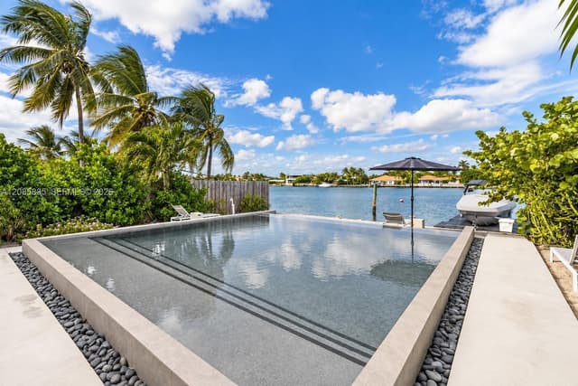 661 86th St, Miami Beach FL 33141 - Miami Beach, FL - Photo 3