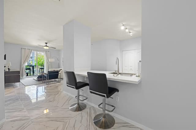 250 NE 3RD Avenue # 1208, Delray Beach FL 33444 - Delray Beach, FL - Photo 5