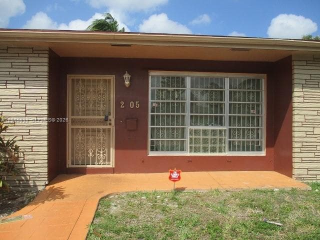 205 NE 175th St, North Miami Beach FL 33162 - North Miami Beach, FL - Photo 5