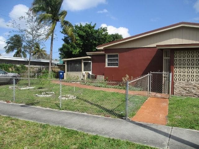 205 NE 175th St, North Miami Beach FL 33162 - North Miami Beach, FL - Photo 4