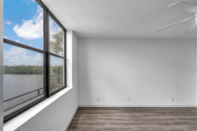 2767 Carambola Cir S # 402, Coconut Creek FL 33066 - Coconut Creek, FL - Photo 3
