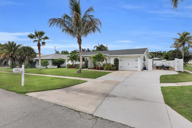 72 WILLOW Road, Tequesta FL 33469 - Tequesta, FL - Photo 3
