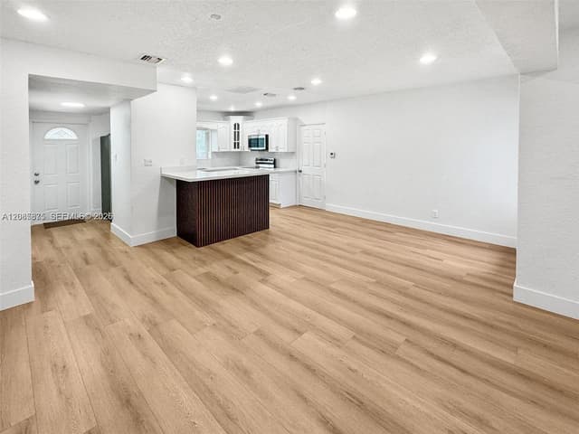 3241 NW 4th St, Lauderhill FL 33311 - Lauderhill, FL - Photo 4