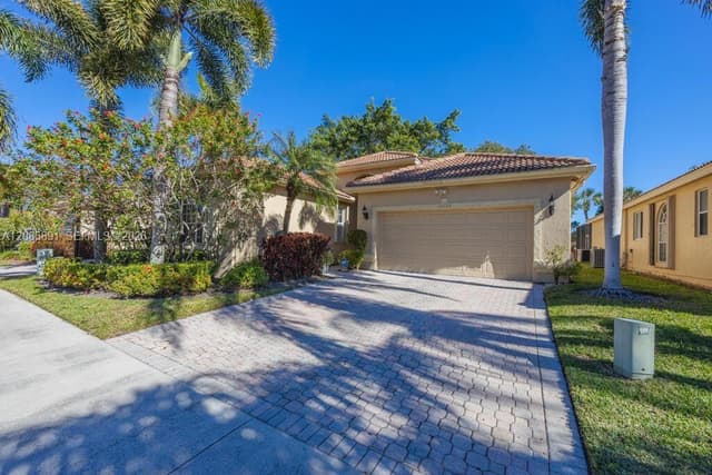 10722 Grande Palladium Way, Boynton Beach FL 33436 - Boynton Beach, FL - Photo 2