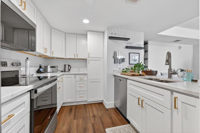 1650 Coral Way # 607, Miami FL 33145 - Miami, FL - Photo 2