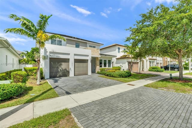 15071 SW 176th St, Miami FL 33187 - Miami, FL - Photo 2