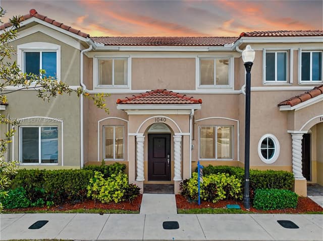 1040 SE 24th Ave, Homestead FL 33035 - Homestead, FL - Photo 2