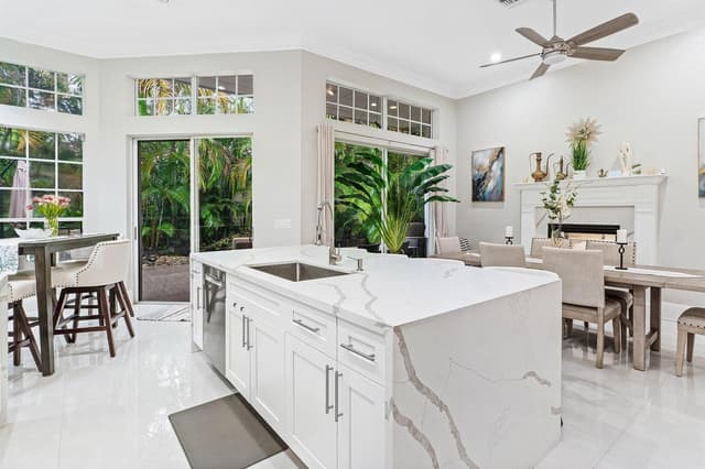 241 Coral Cay Terrace, Palm Beach Gardens FL 33418 - Palm Beach Gardens, FL - Photo 6