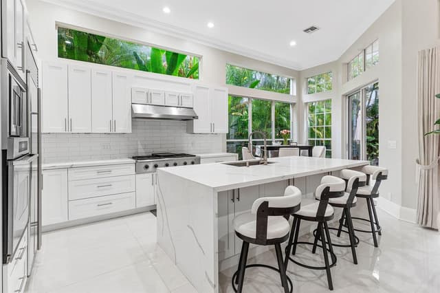 241 Coral Cay Terrace, Palm Beach Gardens FL 33418 - Palm Beach Gardens, FL - Photo 4