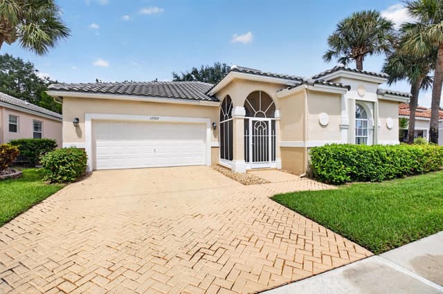 12764 CORAL LAKES Drive, Boynton Beach FL 33437 - Boynton Beach, FL - Photo 2