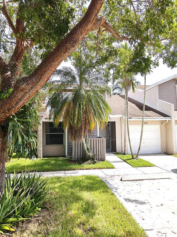 15747 Woodgate Place, Sunrise FL 33326 - Sunrise, FL - Photo 1