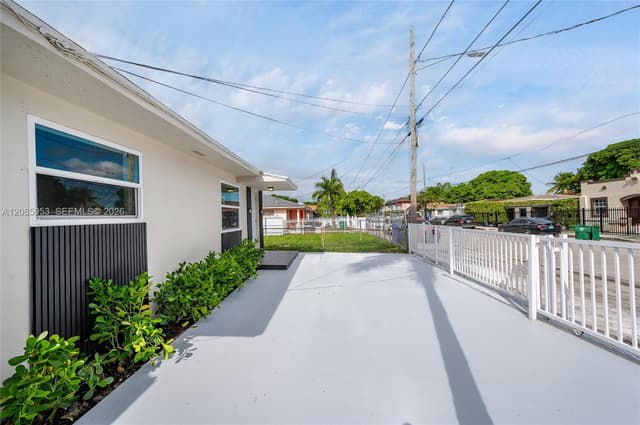 1028 NW 24th St, Miami FL 33127 - Miami, FL - Photo 6