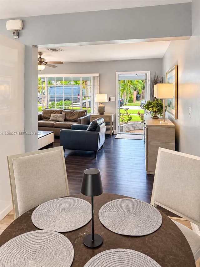 1107 NE 16th Ct, Fort Lauderdale FL 33305 - Fort Lauderdale, FL - Photo 4
