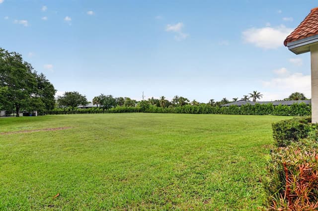 876 Cindy Cir Lane, Wellington FL 33414 - Wellington, FL - Photo 6