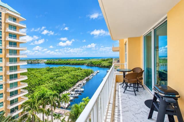 625 Casa Loma Boulevard # 1003, Boynton Beach FL 33435 - Boynton Beach, FL - Photo 2