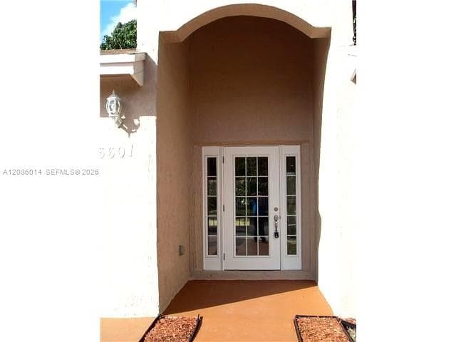 6601 Perry St, Hollywood FL 33024 - Hollywood, FL - Photo 4