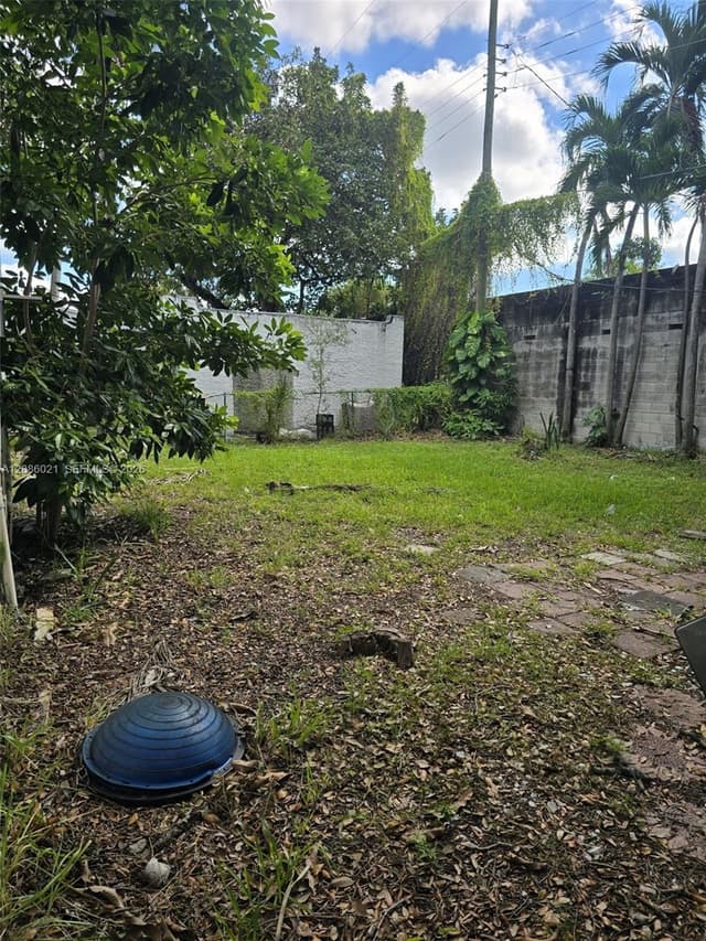 1250 NW 55th St, Miami FL 33142 - Miami, FL - Photo 4
